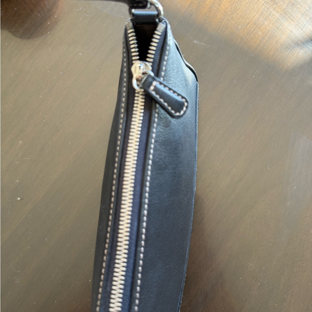 Vintage all leather Small Coach shoulder bag - Picture 8 of 8